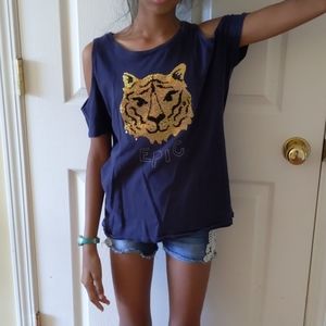 Sequin flipping cold shoulder top